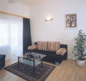 Vienna Comfort Aparthotel