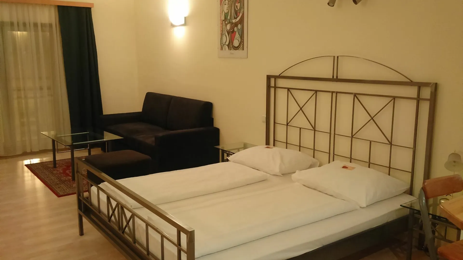 Vienna Comfort Aparthotel